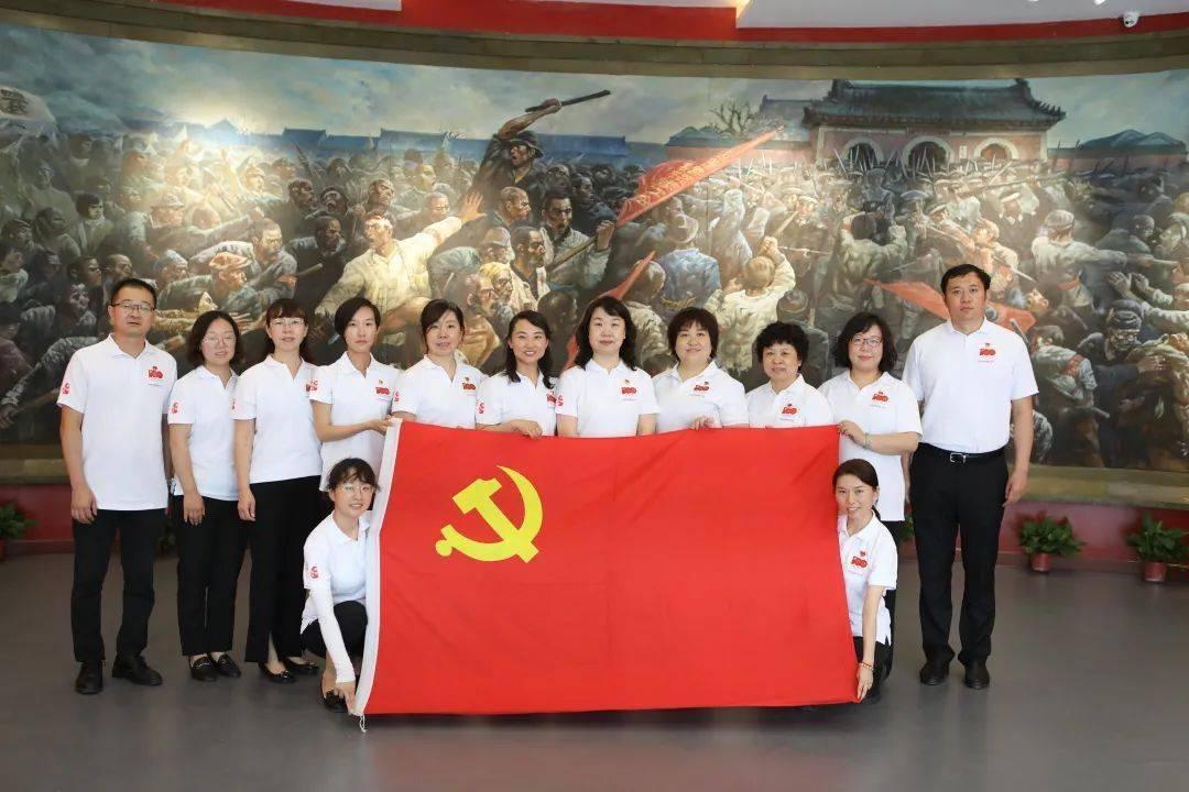 逆境英雄降临